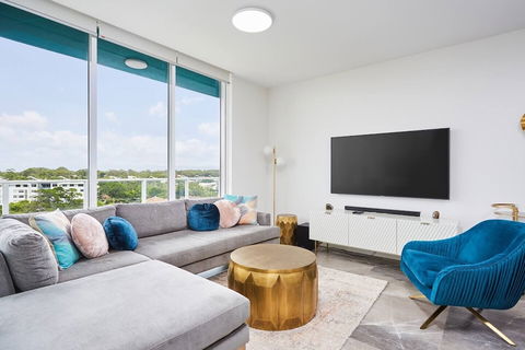 Luxurious 2bed 2bath APT With Parking@southport - Tourism Noosa 4