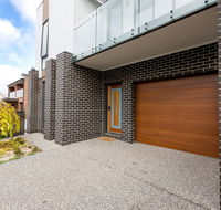 Two Ten Luxury CBD Accommodation