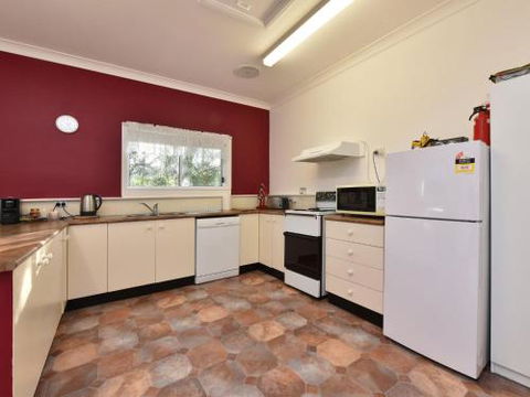 Tabitha Hill Cottage - Tourism Noosa 4