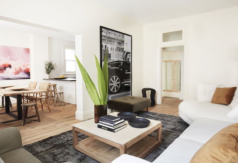 Three Rooms Sydney - Tourism Noosa 0