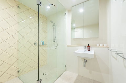 Stunning Potts Point Apartment - Tourism Noosa 1