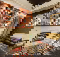 Nightcap at Findon Hotel - Tourism Noosa