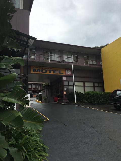 Flinders Motel - Tourism Noosa 2