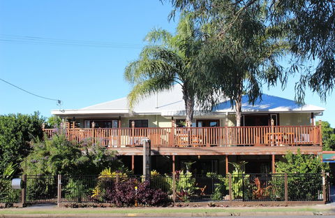 Five 3 Five - The Beachside Barracks - Tourism Noosa 0