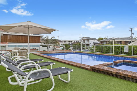 Foreshore Apartments - Tourism Noosa 1