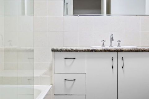 Foreshore Apartments - Tourism Noosa 5