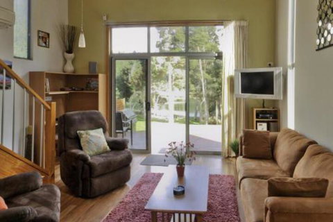 Ulverstone River Retreat - Tourism Noosa 6