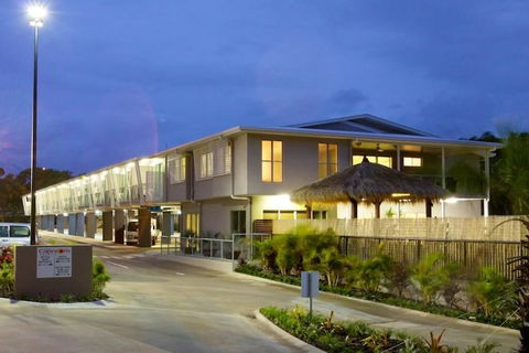 The Coast Motel - Tourism Noosa 0
