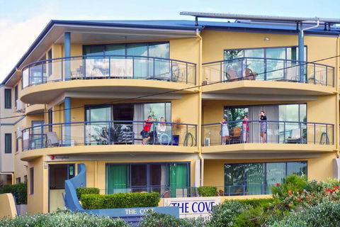 The Cove Yamba - Tourism Noosa 1