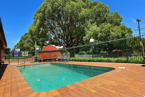 Garden City Motor Inn - Tourism Noosa 2