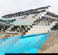 Port Aloha Motel - Tourism Noosa