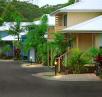 Flynns on Surf Beach Villas - Tourism Noosa