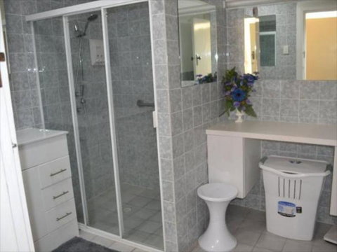 Squatters Cottage - Tourism Noosa 5