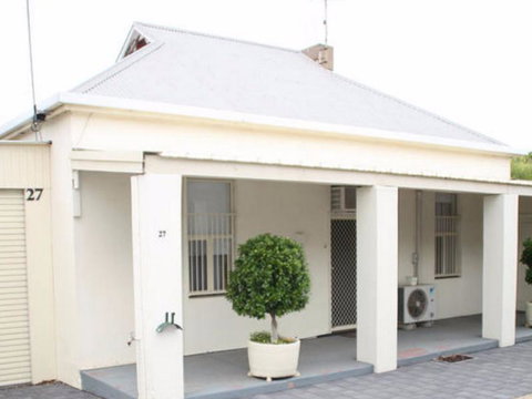 Squatters Cottage - Tourism Noosa 3