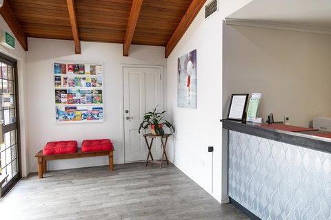 Lantern Motor Inn - Tourism Noosa 5