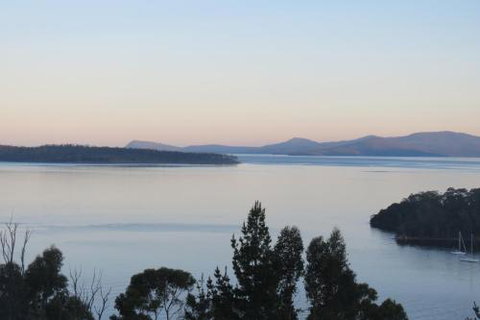 Bruny Vista Cabin - Tourism Noosa 4