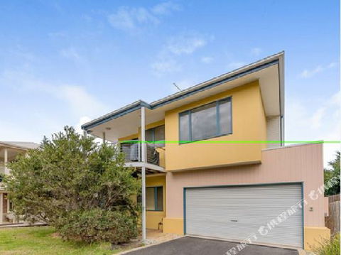 Fabulous Townhouse At The Famous Smiths Beach - Tourism Noosa 1