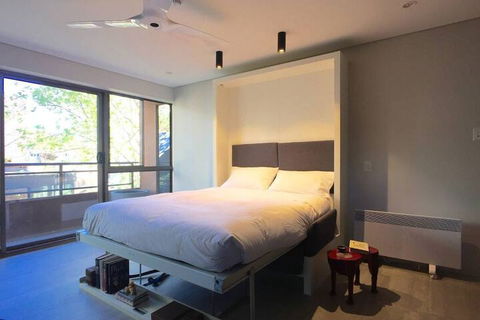 Meticulously Designed Sydney Aptmnt - Tourism Noosa 6