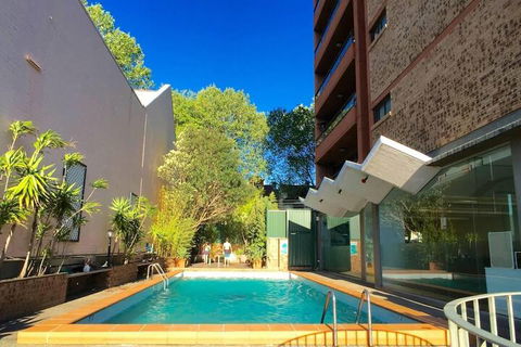Meticulously Designed Sydney Aptmnt - Tourism Noosa 3
