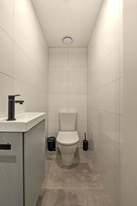 Snow Ski Apartments 32 - Tourism Noosa 5