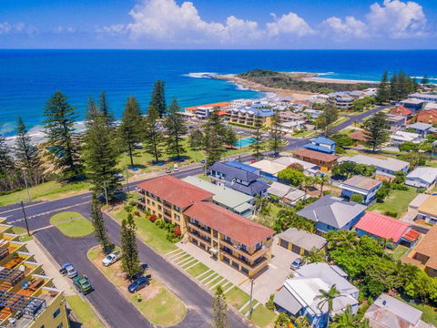 Flinders Lodge Fantastic Views Opposite Main Beach - Tourism Noosa 3