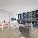 A Bright & Modern CBD Apt Next To Southern Cross - Tourism Noosa 0