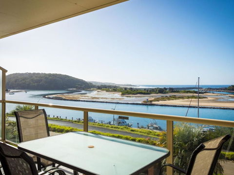 Grand Pacific 2 Unit 2 - Tourism Noosa 4