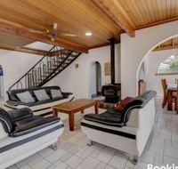 31 Rest Point Absolute Waterfront with Jetty - Tourism Noosa