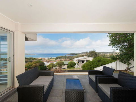 Forever Fingal At Fingal Bay - Tourism Noosa 1