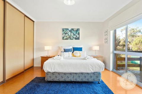 TASSIE SEASIDE SERENITY LAbode Accommodation - Tourism Noosa 1