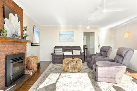 TASSIE SEASIDE SERENITY LAbode Accommodation - Tourism Noosa 6