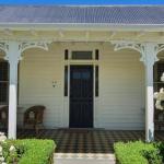 Lauristina Guest House - Tourism Noosa 0