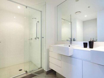 Panoramic Views At Sub Penthouse Apt - Tourism Noosa 3