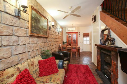 The Stable On Olive - Tourism Noosa 6