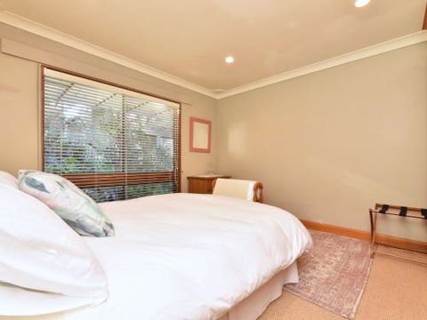 Wangi Waterfront Delight 4br Waterfront Reserve Home - Tourism Noosa 4