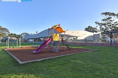 Wangi Waterfront Delight 1bdr Studio - Tourism Noosa 4