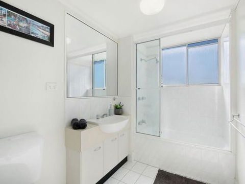 Unit 3 Casand Chase Kings Beach - Tourism Noosa 5