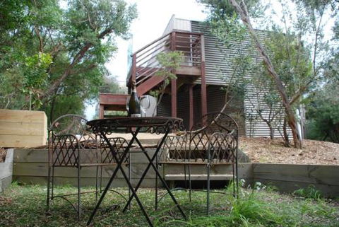 SURF Side SECRET INVERLOCH - Tourism Noosa 2