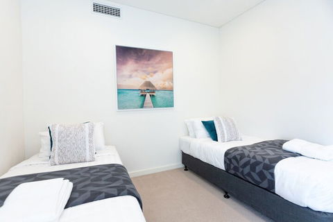 Enjoy Penthouse Living In The CBD - Tourism Noosa 2