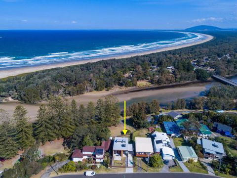FAIRYTALE Gerroa 4pm Check Out Sundays - Tourism Noosa 0