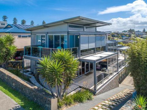 TASMAN DRIVE Gerringong 4pm Check Out Sundays - Tourism Noosa 6