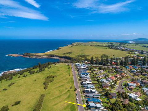 TASMAN DRIVE Gerringong 4pm Check Out Sundays - Tourism Noosa 1