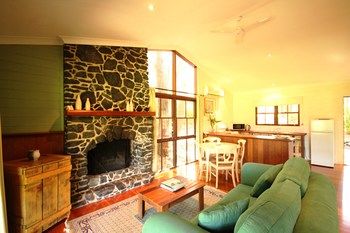 Galnyamba.Friday Creek Retreat - Tourism Noosa 1