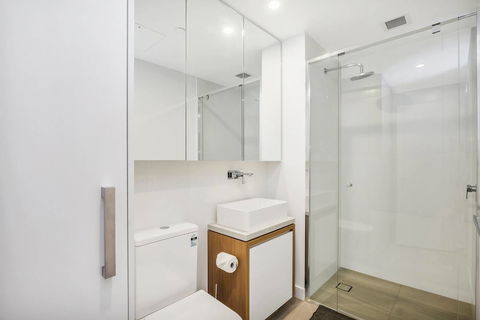 FV Iconic Designer APT, Parking, Near CBD Qfv147-14 - Tourism Noosa 4