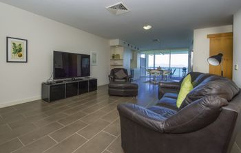 1 Bright Point Apartment 5501 - Tourism Noosa 0