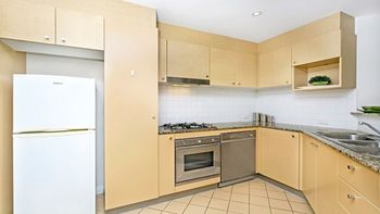 The Apartment Service HELP7 - Tourism Noosa 6