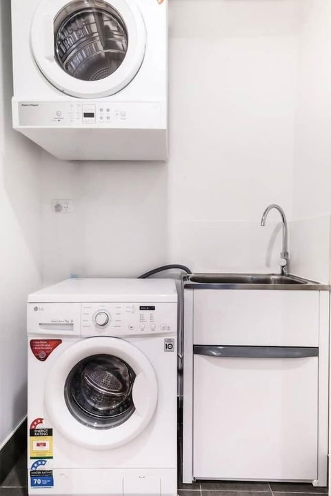 F03-darling Harbour 1 BDR APT - Tourism Noosa 5