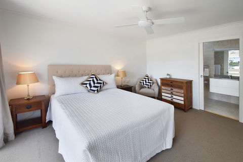 Villa 1 Lazy Days - Tourism Noosa 5