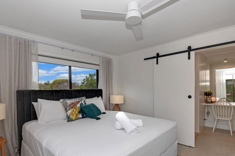 Oceanside Apartment - LAMER9 - Tourism Noosa 3