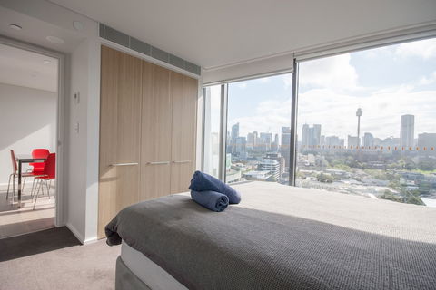 Modern 2 Bedroom Potts Point Apartment - Tourism Noosa 6